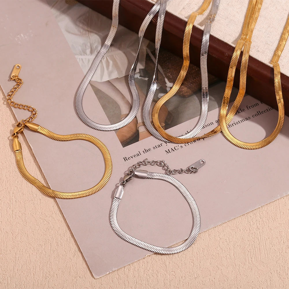 Herringbone Chain